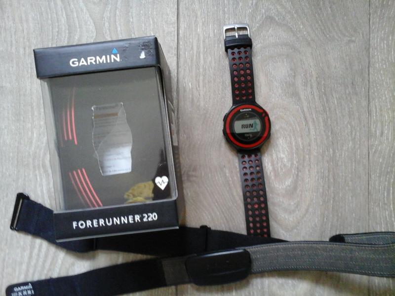 CFM - GPS Garmin Forerunner 220