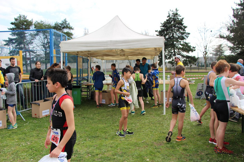 aquathlon-rillieux-2017-jeunes-348.jpg